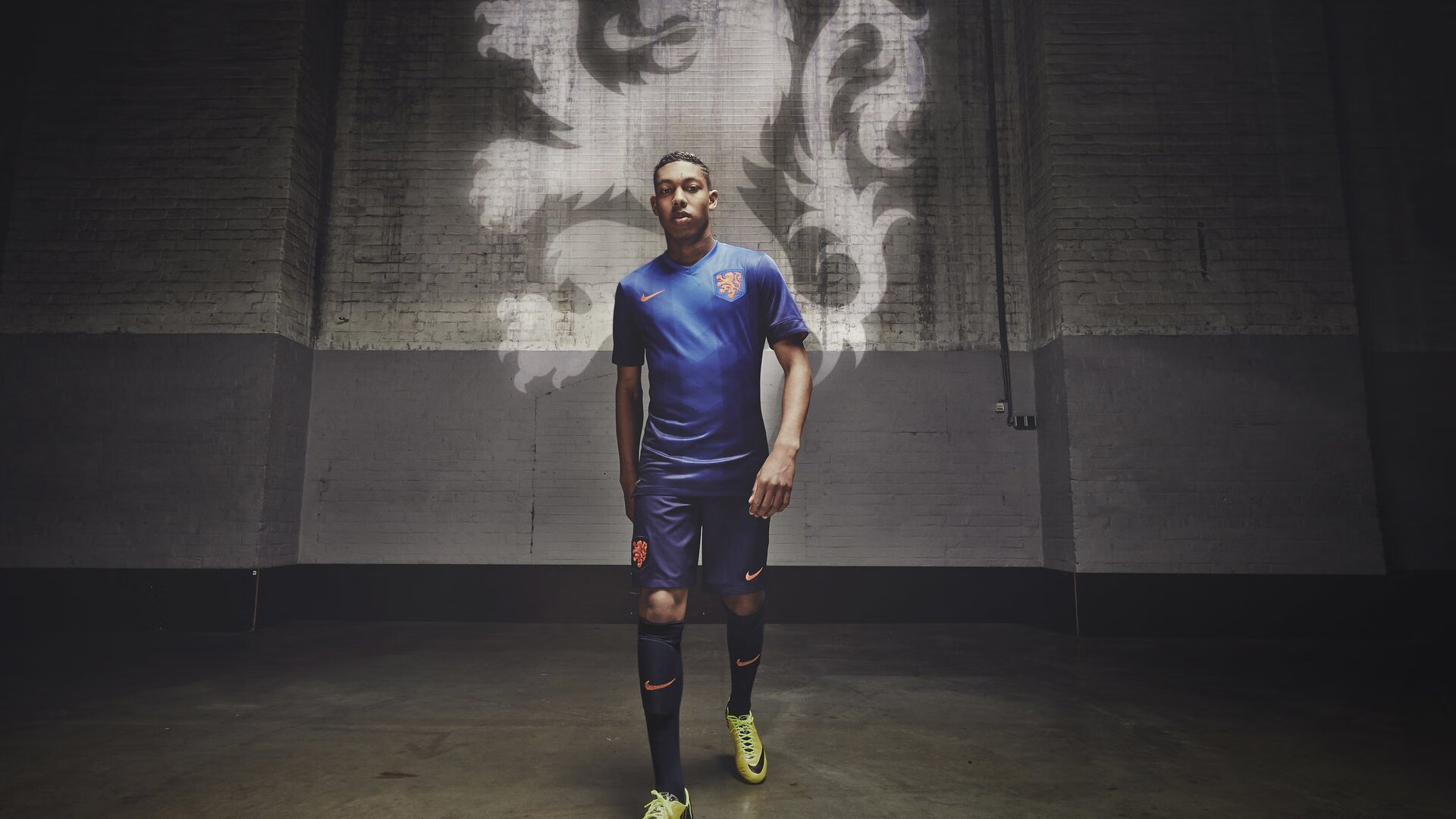 中国足球联赛赛事宣传活动内容更加丰富,足球联赛宣传标语