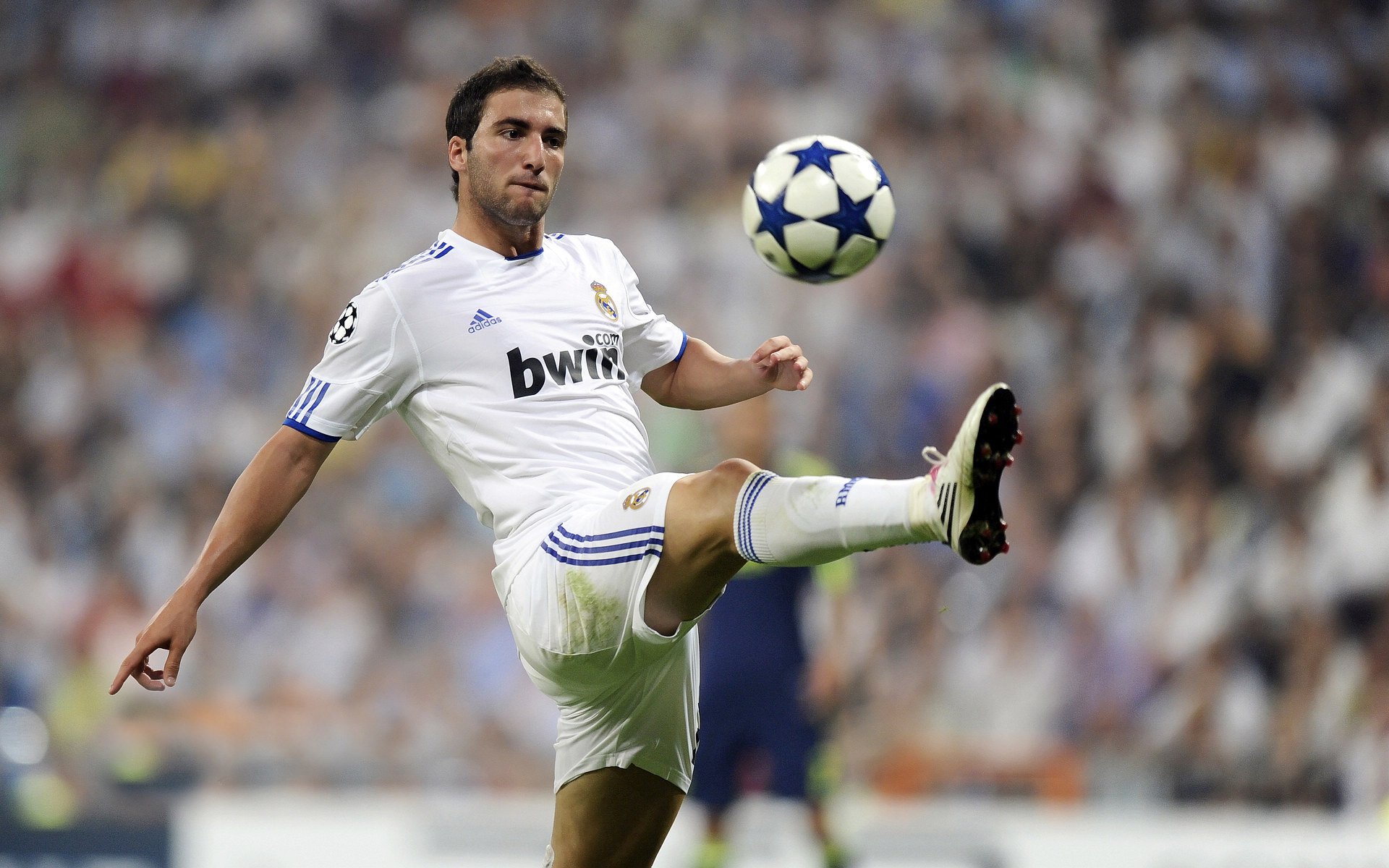 史上最年轻“欧洲金靴”得主鼎盛登场，最年轻的欧洲金靴